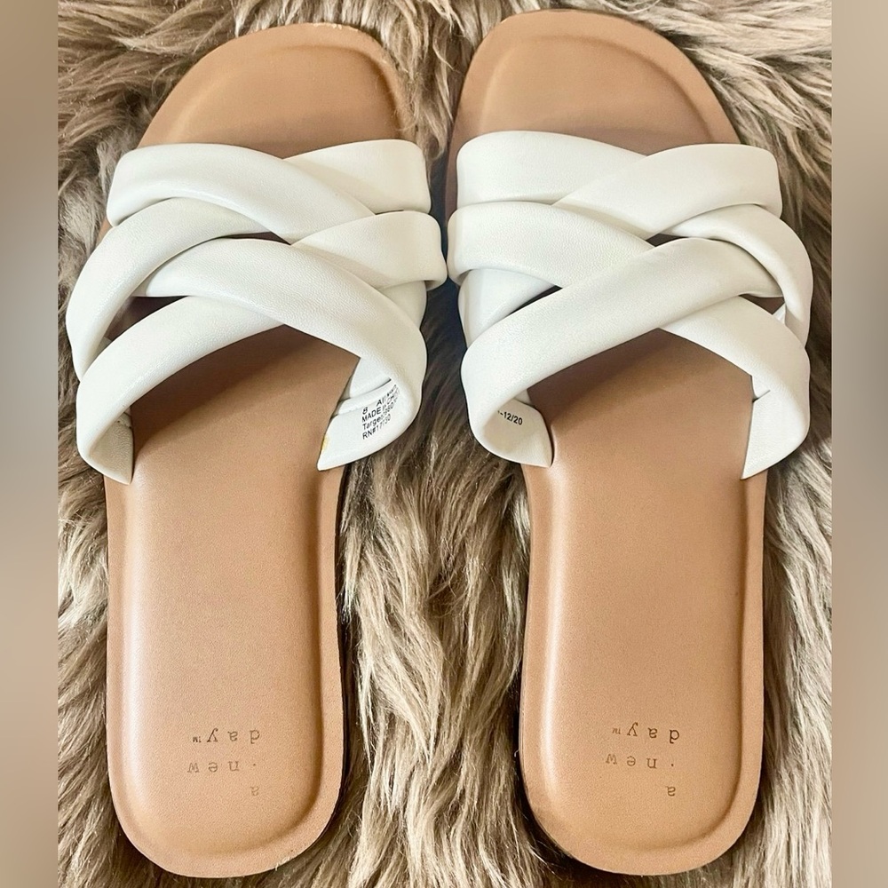 A New Day White and Brown Leather Sandals Size 8